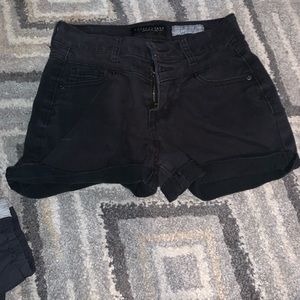 Aero jean shorts